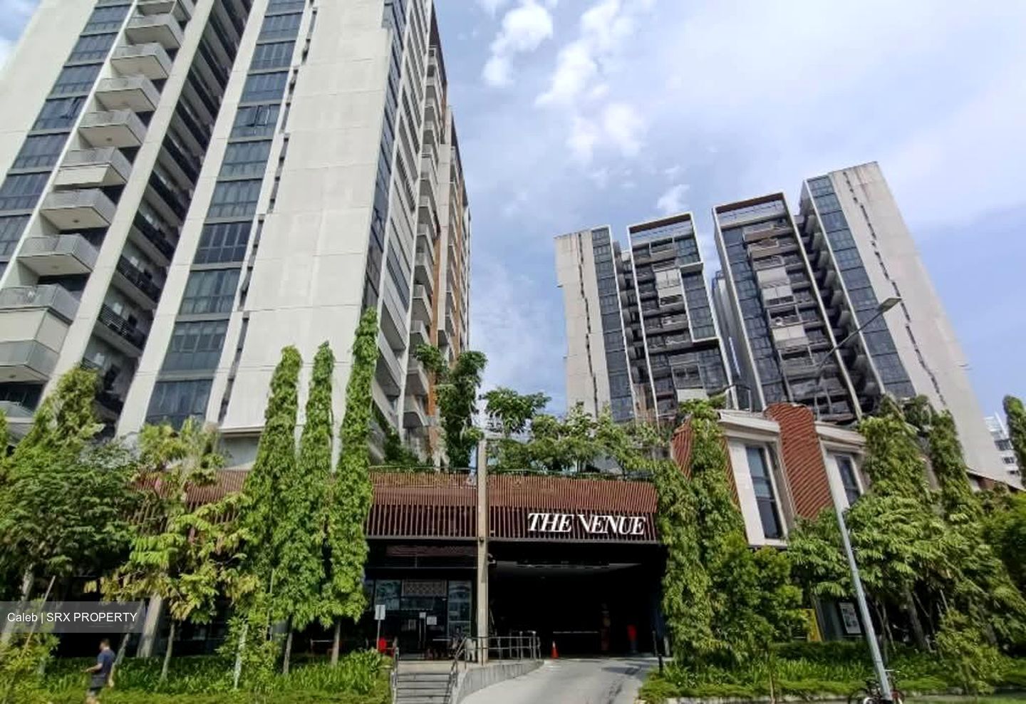 The Venue Shoppes (D13), Retail #573650271